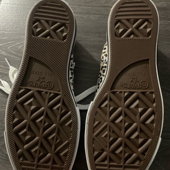 Leopard print sneakers. - Picture 3 of 3